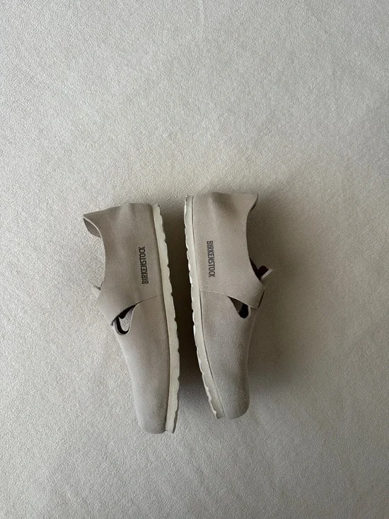 Birkenstock London Beige Suede Clog with Buckle - Picture 3 of 9